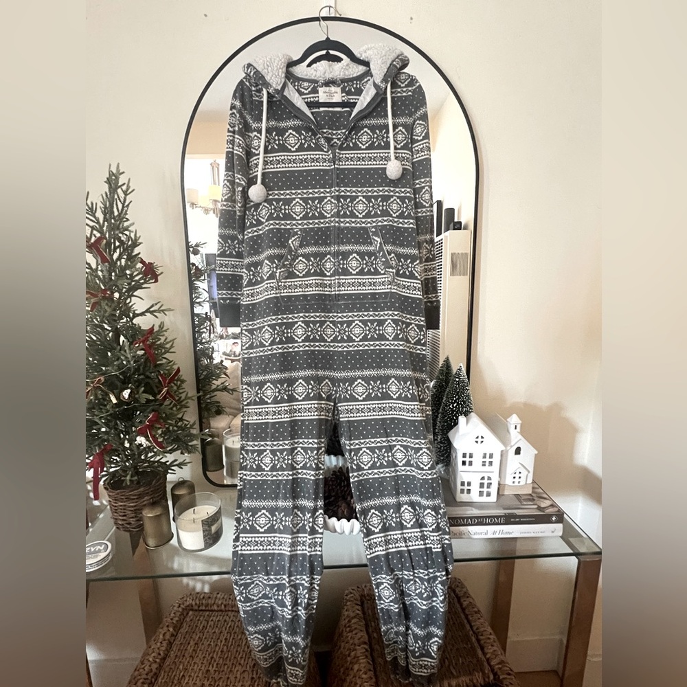 Abercrombie one-size Plush Christmas onesie
